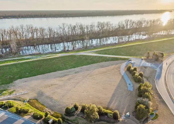 L'Auberge Baton Rouge